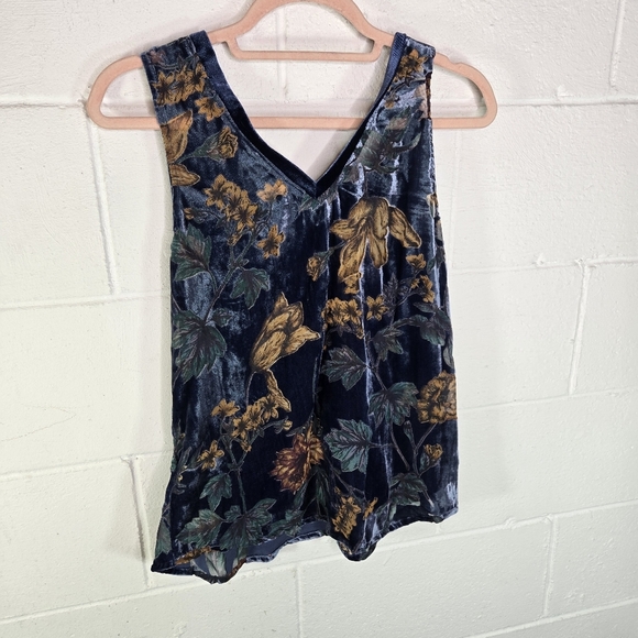 Another Love Acacia Burnout Floral Velvet Tank Top New - Picture 10 of 11